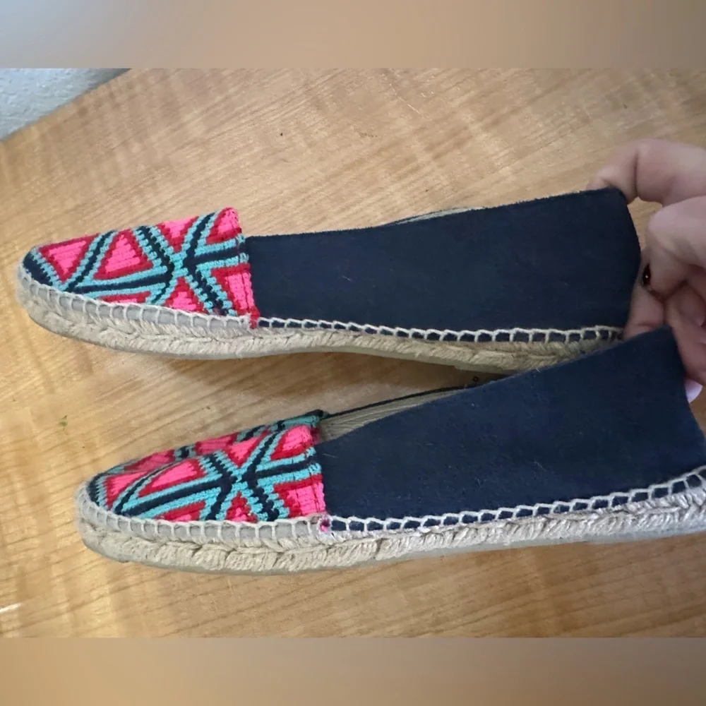 Manebi Suede and Canvas Embroidered Espadrilles in Blue and Pink - Size 41/11